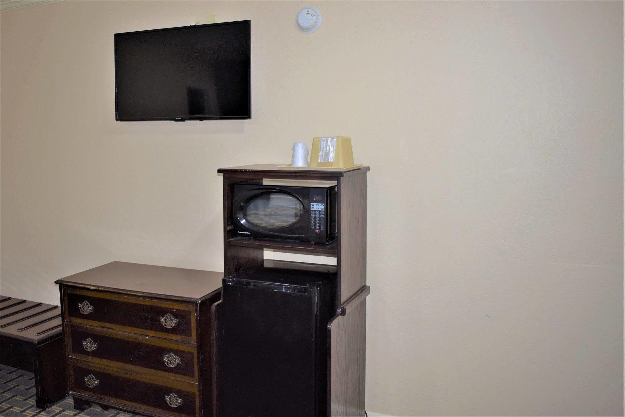 Rodeway Inn Swainsboro Luaran gambar
